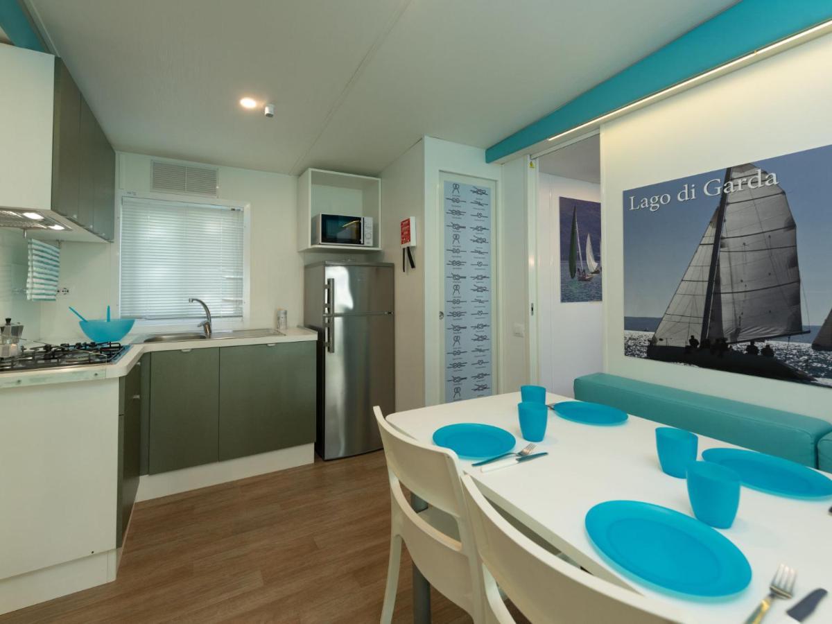 Holiday Home Garda Blue By Interhome Rivoltella del Garda Ngoại thất bức ảnh